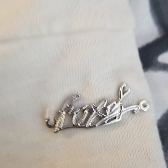 Beautiful halter top - Picture 6 of 6